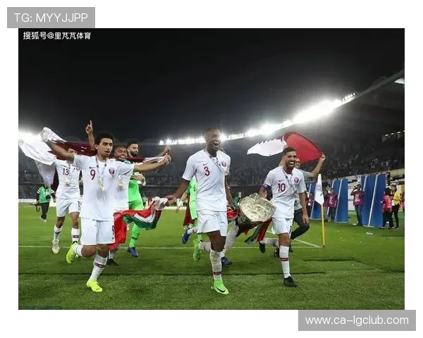 中国香港足球队迎战强敌力拼亚洲杯资格全力冲击国际赛场新高